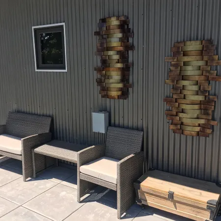 Perfect location! Downtown Beach & Ski Pad w/hot tub in the heart of Sandpoint.