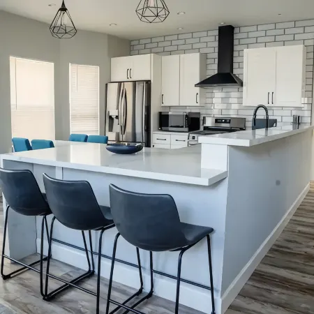 Luxe 3BR Oakland Escape | Chic Outdoor Living