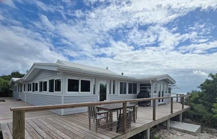 SEA'N STARS - 4 bedroom home with a panoramic view overlooking the Sea of Abaco.