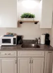 King Size Sassy Studio - Condos