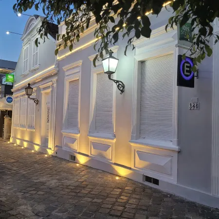 Ibis Styles Curitiba Centro Civico Отели рядом с достопримечательностью «Площадь Тирадентис»