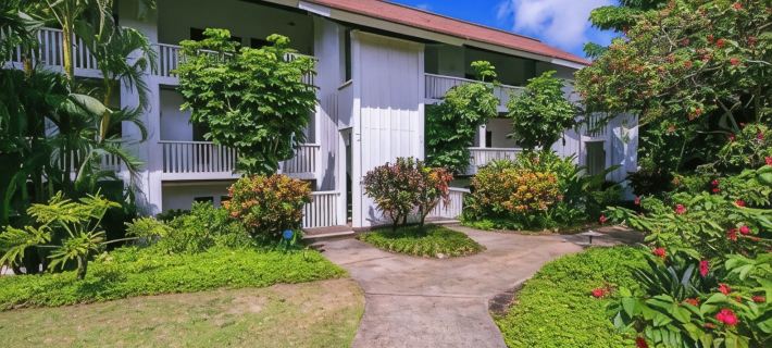 Surrounded by beaches Beautiful Poipu Condo. Hotels in Koloa