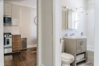 Comfortable and Trendy Design 1Br in Lincoln Square - Condos