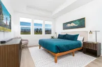 Serene Poolside Retreat, Sunset View & Patio Life - 4-Star
