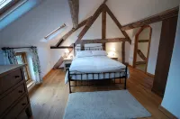 Cottage at Vennington, near Shrewsbury - Country Houses
