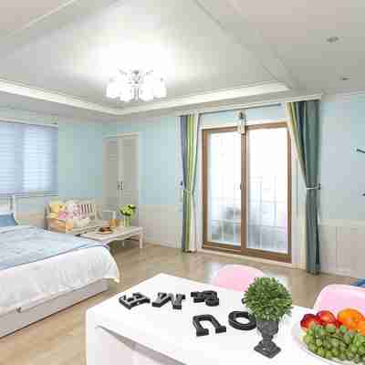 Suncheonman Travel Pension Rooms