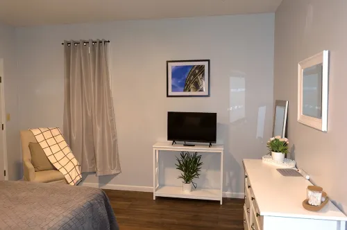 Cozy-Hoosier themed bungalow-Walk to best city parks and Downtown. - 2 ดาว