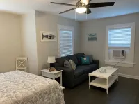 Unit #1 - 2 blocks to Downtown Lake Worth Beach - Apartments
