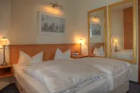 Seetelhotel Ostseeresidenz Bansin Mit Pool Und Unmittelbarer Strandnähe - Apartments