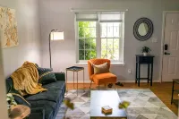 The Orange House - Only 4 Minutes from LU - 4-Star