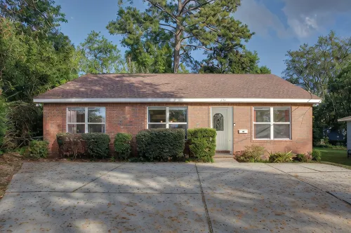 4BD w/ Backyard BBQ & Games - 5Mins FSU & Downtown - Boutique