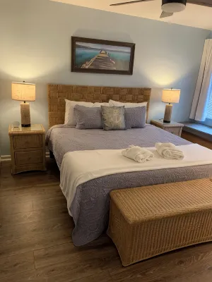 Renovated Edisto Beach Pets OK Mini Golf Pools Golf Cart Pickleball w/Amenities - Træningscentre