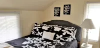 Heart of the Falls! Cozy for 2, Spacious for 8, Close to everything! -  Privatzimmer