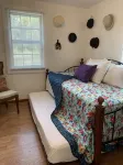 Authentic 100 Year Old Farmhouse, Farm setting in the  foothills of the Smokies - 2-Star