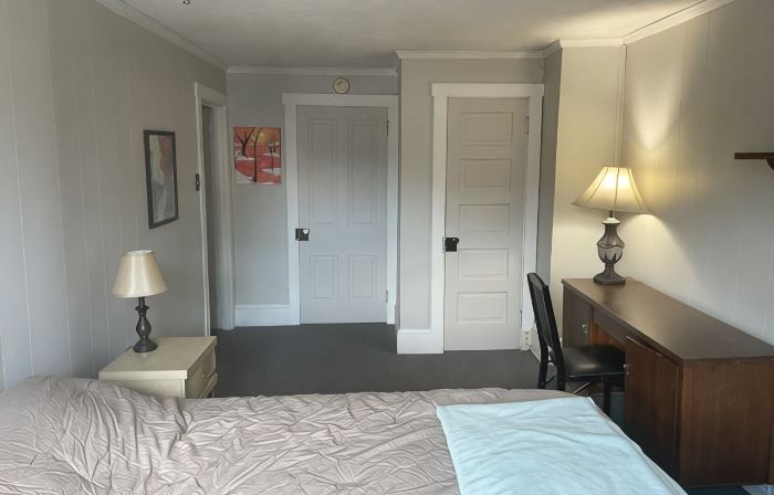 2-bedroom 2nd Floor apartment in Mount Joy with off street parking