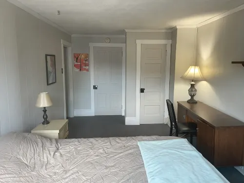 2-bedroom 2nd Floor apartment in Mount Joy with off street parking - Apartments