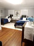 Historic Rectory Retreat in Stockbridge – Getaway for 8-12 Guests - 4-Star