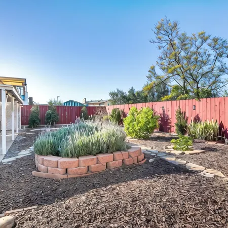 A 3 Bed, 2 Bath Bright Home with a Great Backyard and Location by Sdsu! Отели рядом с достопримечательностью «Парк Лейк-Мюррей»