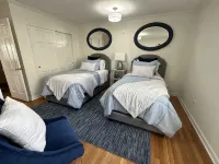 Westwood Luxury Ranch Home includes washer/dryer - 3-Star
