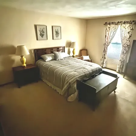 Family Friendly 4 Bedroom House Near Penn State University