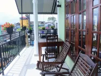 Grand View Guest House - 3-Star