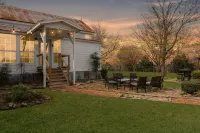 Country Farmhouse close to Texas A&M, wedding venues, & wineries! - Wifi