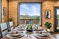 Huge Pool Cabin with Spectacular Views - Last Minute Discounts! - مسبح خاص