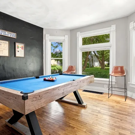 The White House - Close to campus + downtown - lots of room for everyone