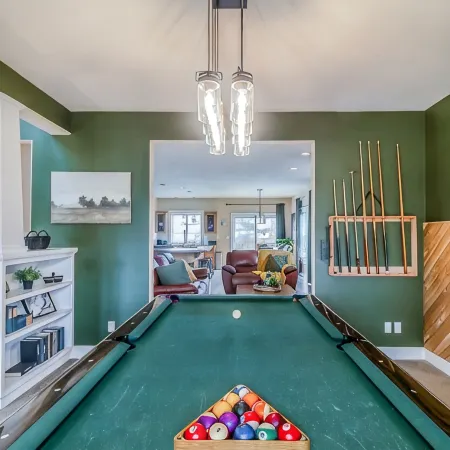 Gather! A Welcoming Home - King Beds - Pool Table!