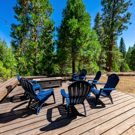 Ridge House. Modern cabin w/ all the amenities!