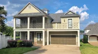 Waterfront Lake Hamilton Home | Pool, Hot Tub, A+ Views, Dock, Huge Game Room - 5-نجوم