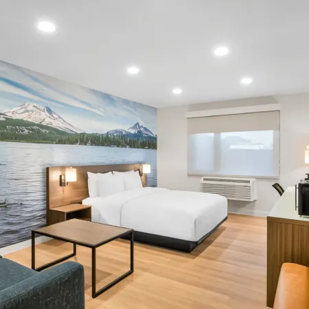 Clarion Pointe Kent - Seattle South