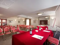 Hotel de Londres Hotels near Caffe Pascucci
