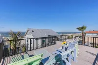 Big 4/4: Ocean View+Rooftop Deck+ Swimspa+Pool Table+Putting Green-Sleeps 13!!! - Jacuzzi