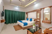 Grace Grand Resort, Munnar - Balkon