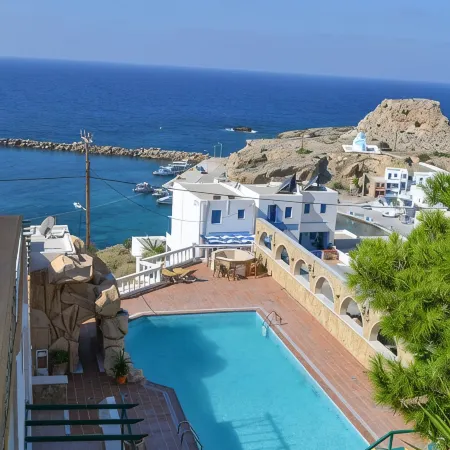 Hotel Finiki View