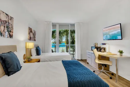Apartment w Balcony Gym Near Beach - Strand
