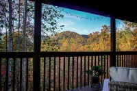 Moose Shack - Mountain Views · Spa King Suite · Game Room · 3 Patios - Bjergudsigt