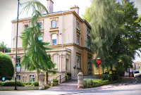 Victoria Square Hotel Clifton Village - parking