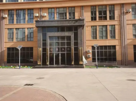 Laoting Tourism Island Jinbei Homestay Отели рядом с достопримечательностью «Zhongnan Lavina Beach»