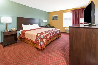 Super 8 by Wyndham Troy IL/St. Louis Area