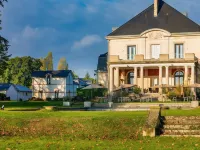 Garrigae Manoir de Beauvoir Poitiers Sud - Hotel & Spa Отели в г. Дьене