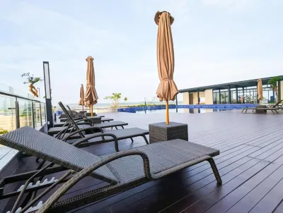 Lovina 1018 at Pollux Meisterstadt Hotel dekat Mall Botania 2