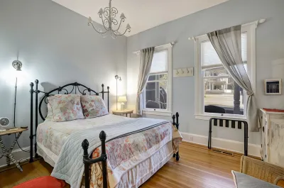 Broad Street Inn Hotel di Nevada City