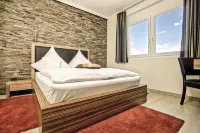 Hotel Maxis Management UG (haftungsbeschränkt) Hotels in Karlsbad