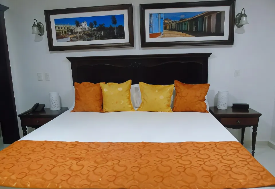 Hostal Oasis - Housity