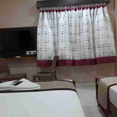 LIVGRAND HOTEL SRI DHEVI Salem Rooms