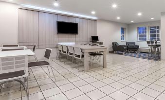 Microtel Inn & Suites by Wyndham Modesto Ceres