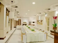 Roset Hotel & Residence