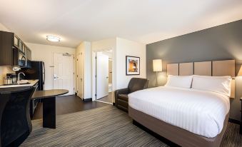 Sonesta Simply Suites Oklahoma City Airport